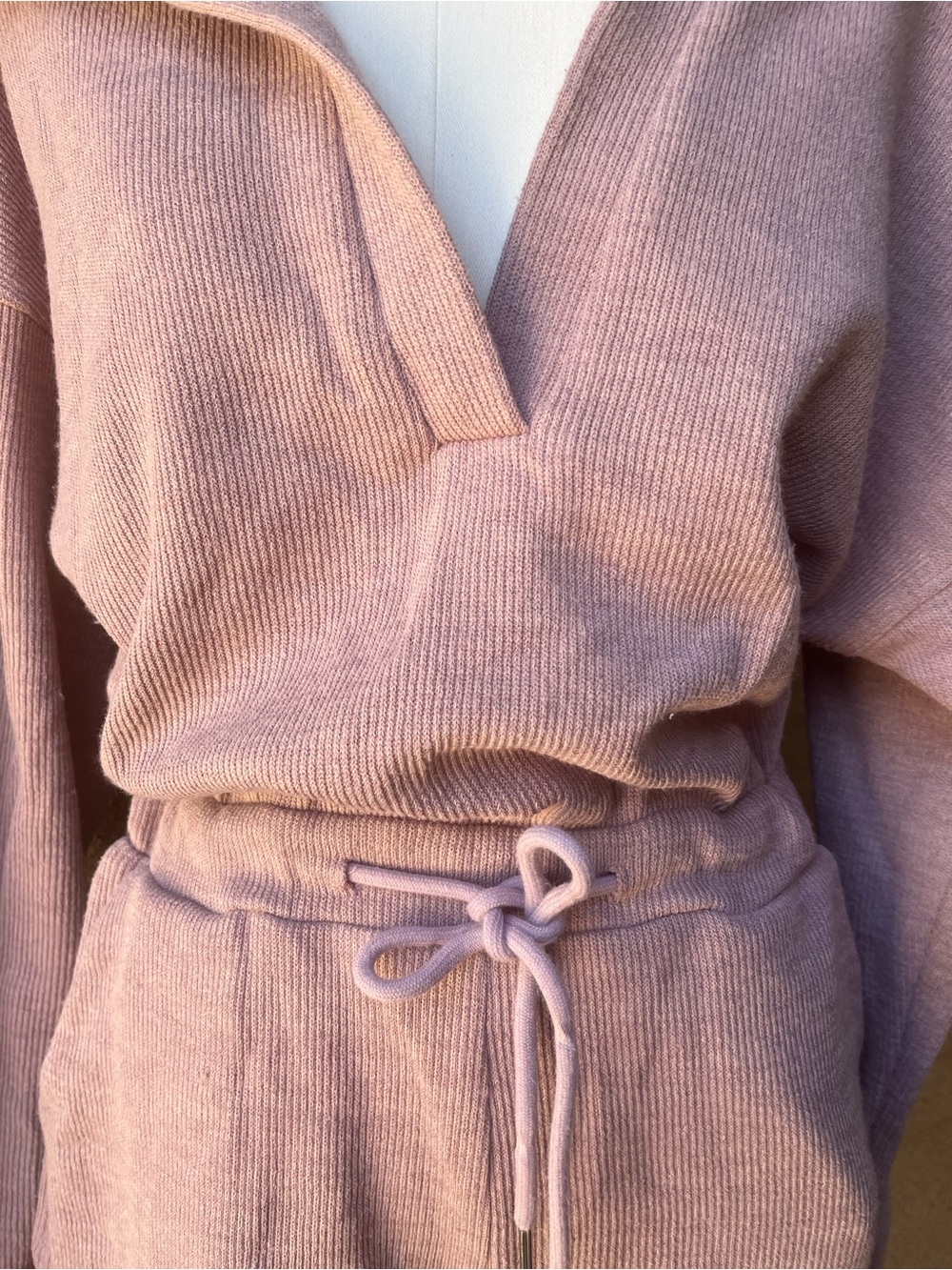 MARBLE Dusty Lilac Lounge Top with Drawstring Detail - Picture 3 of 8